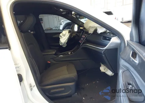 2024 Jeep Grand Cherokee Laredo X 4X4 из США, поврежденный, VIN 1C4RJHAG3RC215964